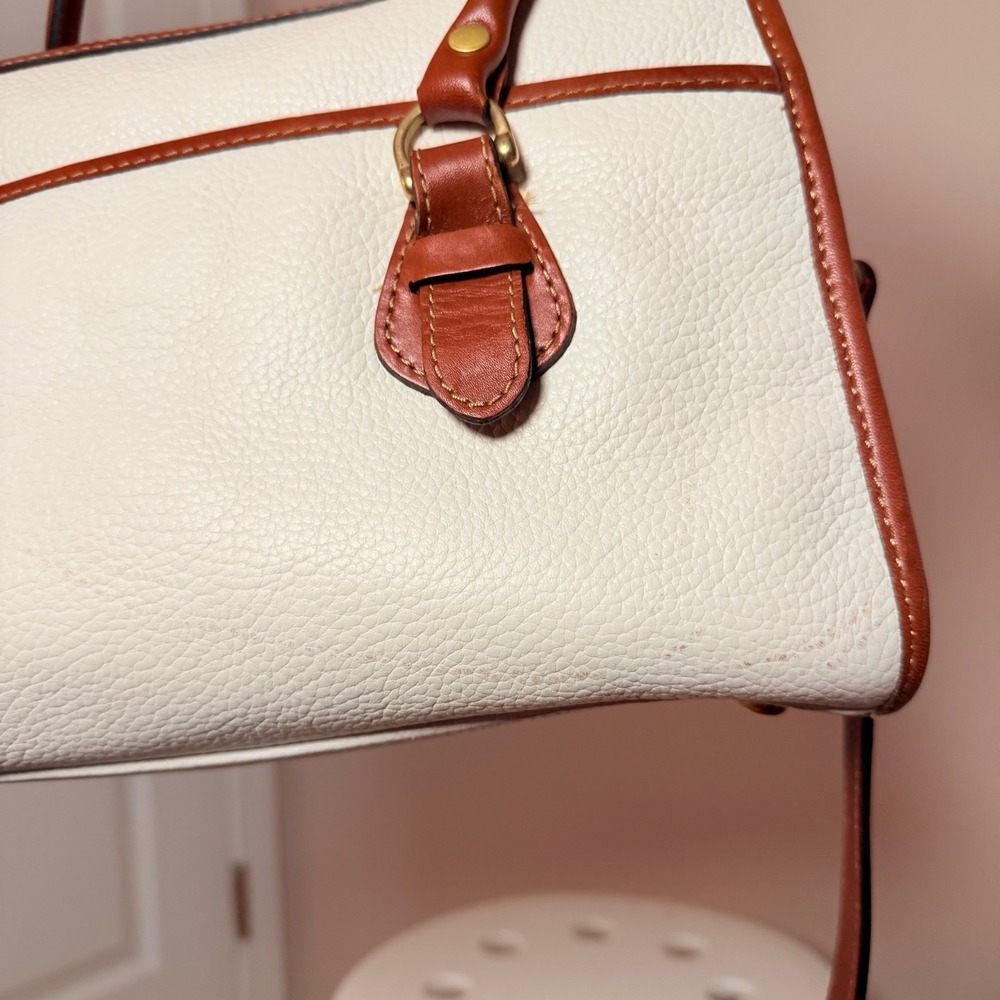 VTG 80s Liz Claiborne White Pebbled Leather Bag Shoulder Purse Y2K Crossbody - Picture 12 of 12